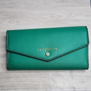 Liz Claiborne Emerald Green Envelope Wallet Clutch